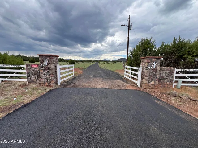 a view of a street with outdoor space