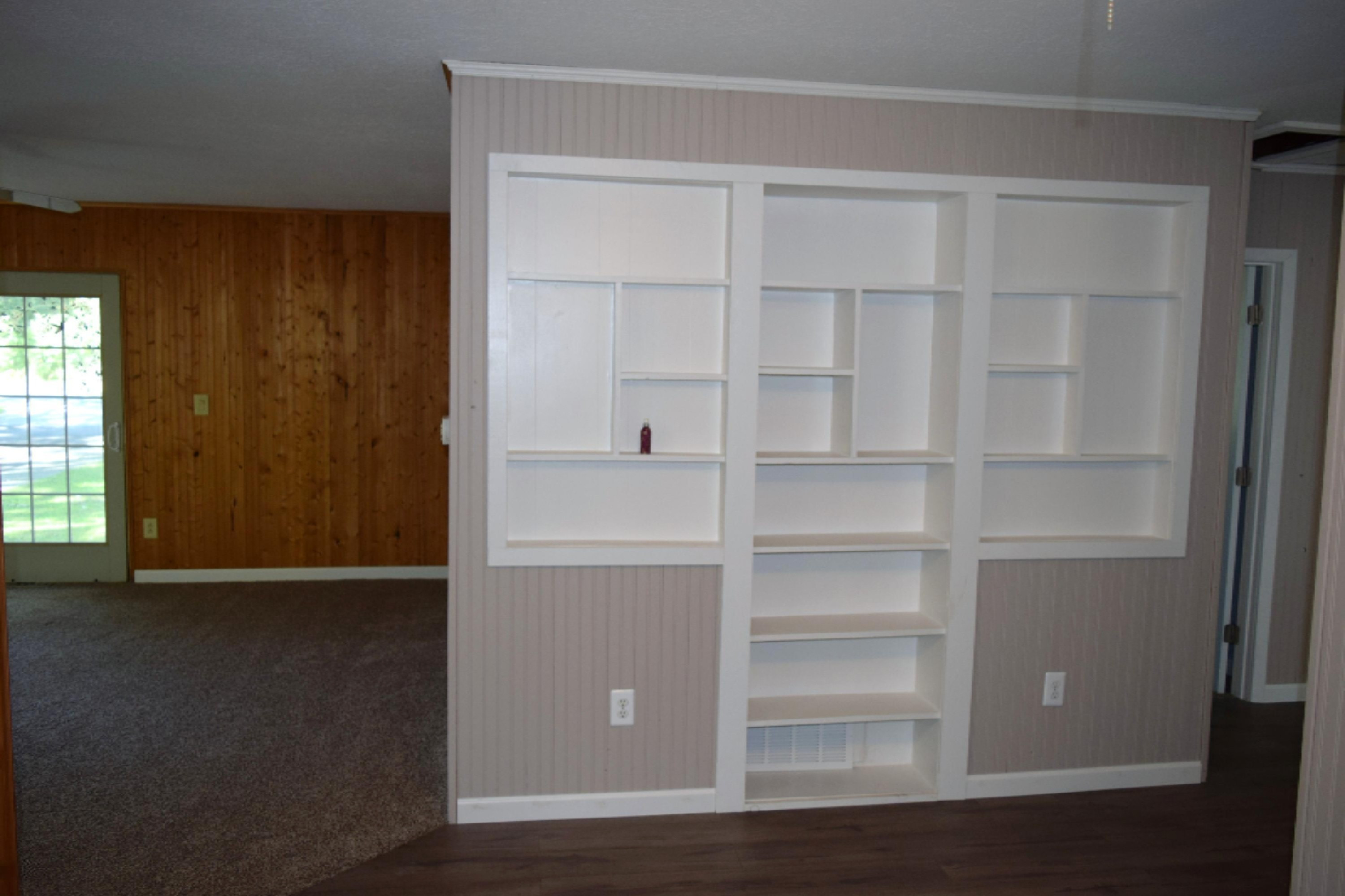 1576 Brooks Road South Muskegon, MI 49442 - Photo 24 of 40 027
