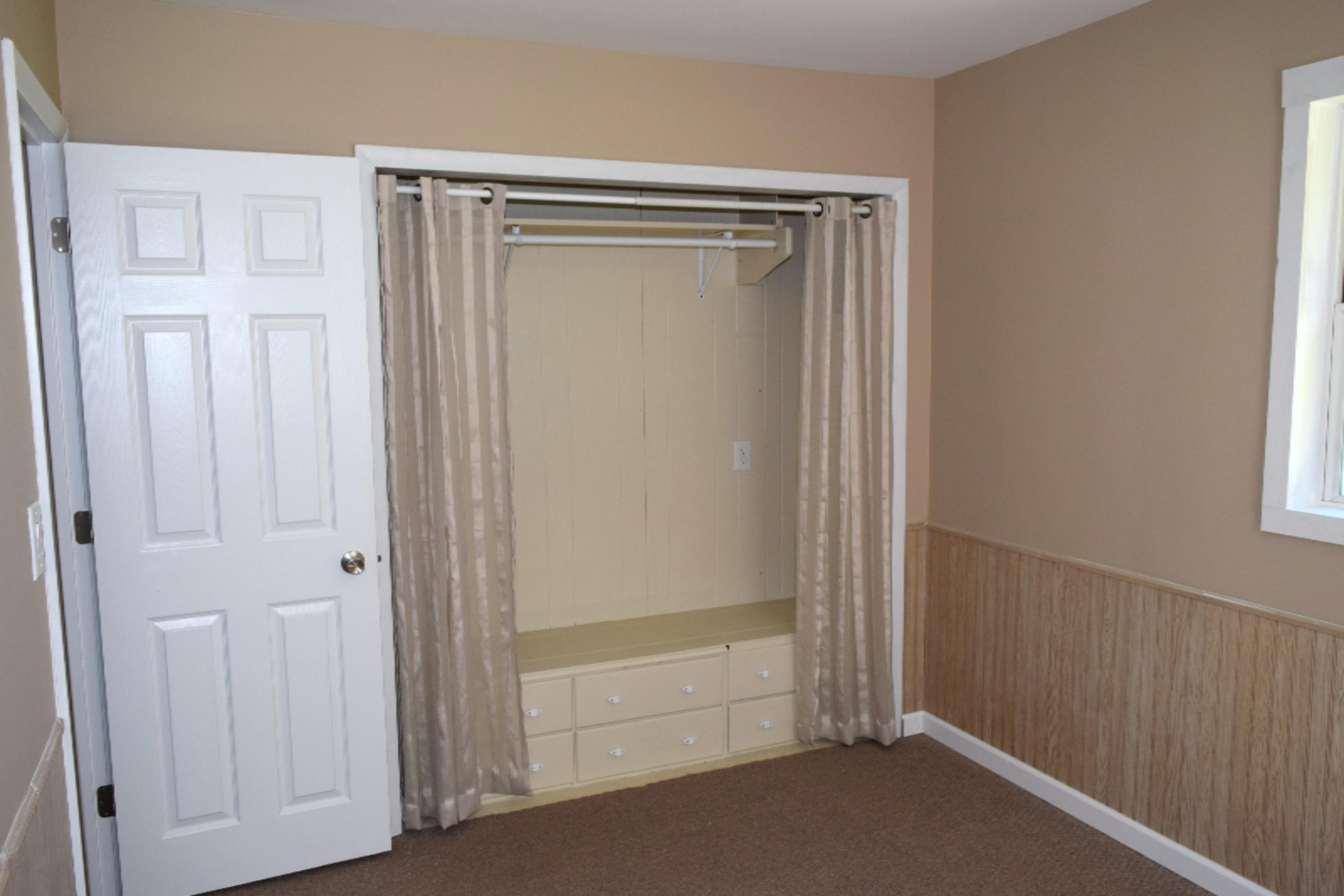 1576 Brooks Road South Muskegon, MI 49442 - Photo 38 of 40 043