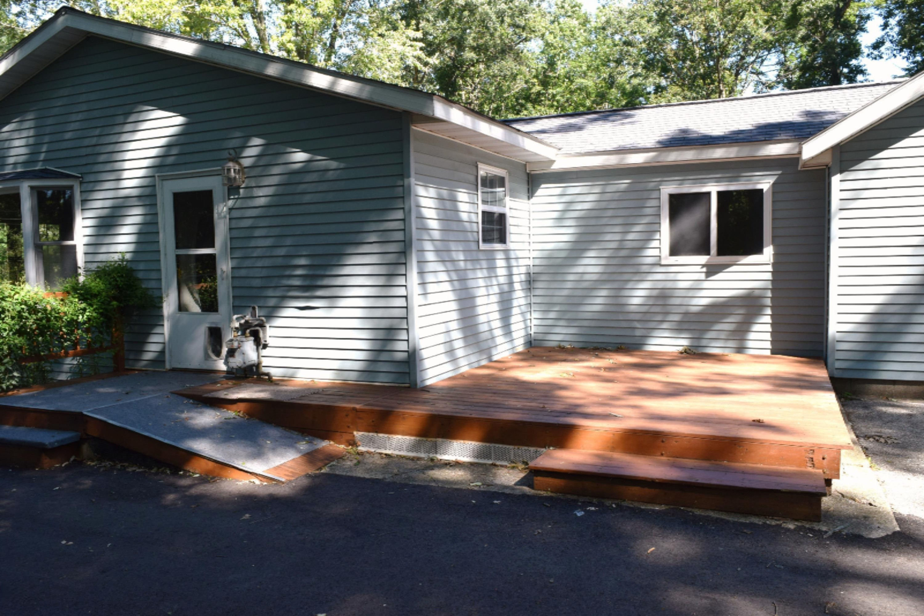 1576 Brooks Road South Muskegon, MI 49442 - Photo 8 of 40 010