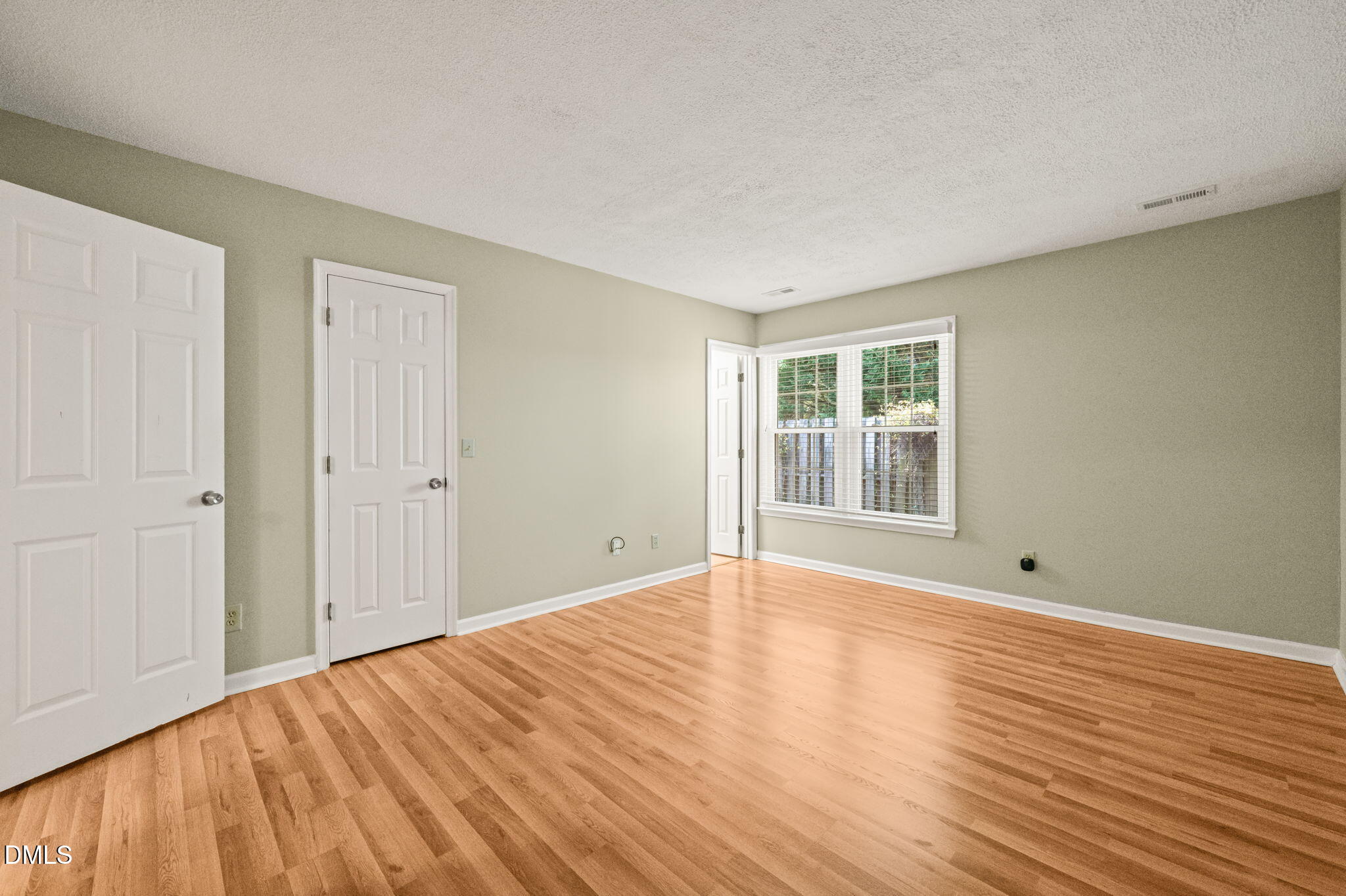 2744 Cottage Circle Raleigh, NC 27613 - Photo 20 of 36 Master (1)