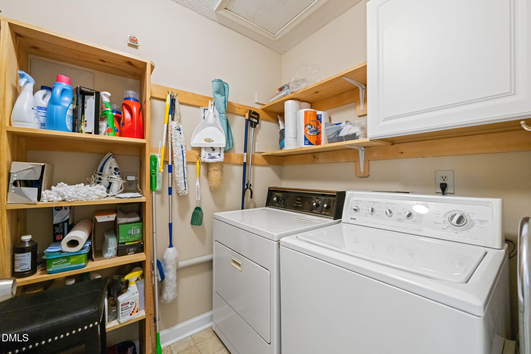 2744 Cottage Circle Raleigh, NC 27613 - Photo 30 of 36 Laundry