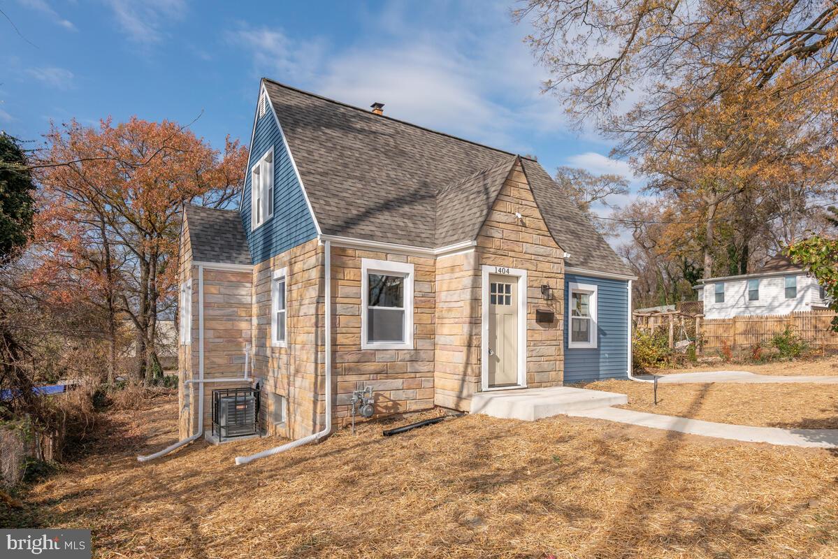 1404 Beaver Heights Lane Capitol Heights, MD 20743 - Photo 2 of 56