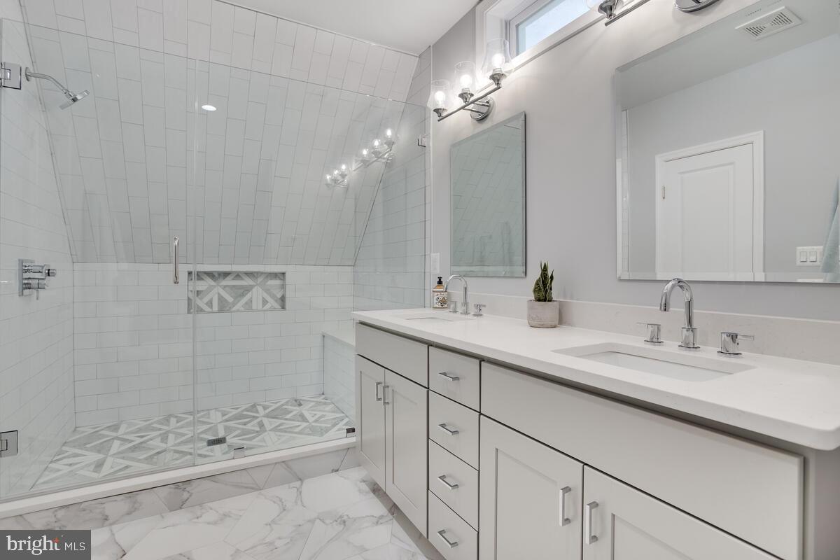 1404 Beaver Heights Lane Capitol Heights, MD 20743 - Photo 34 of 56