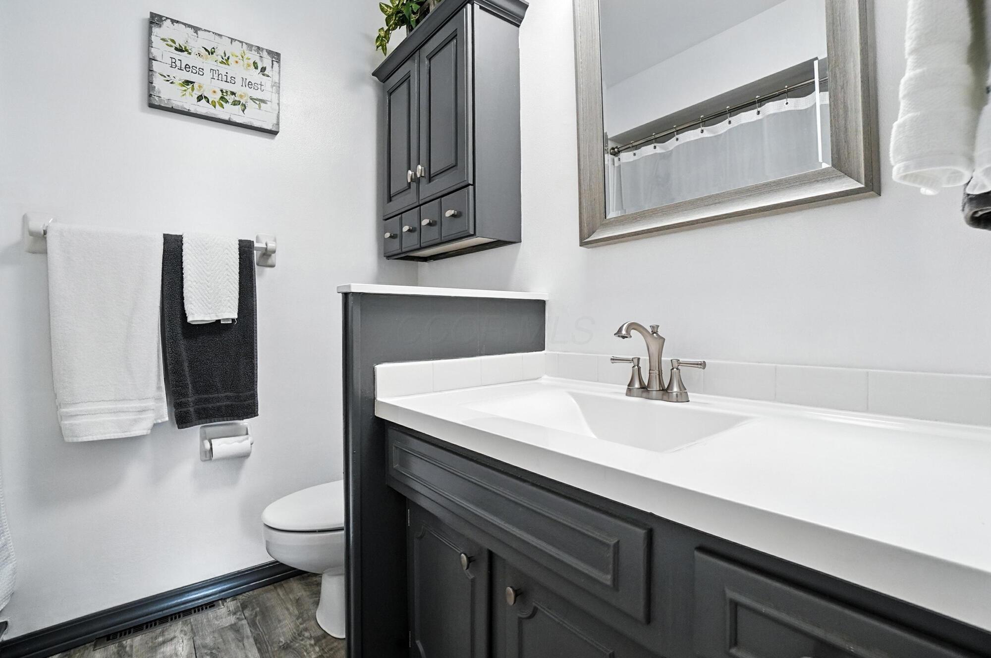 311 North Hamilton Road Columbus, OH 43230 - Photo 20 of 45 023