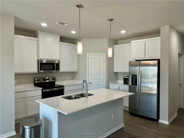 $1,850 | 1326 Prairie Drive, Unit 121, Bryan, TX 77803