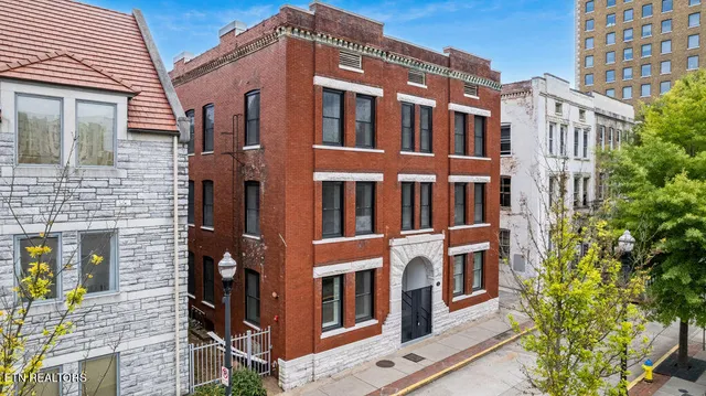 $1,600,000 | 713 Market Street, Unit 300, Knoxville, TN 37902