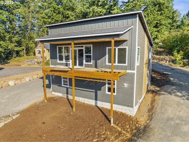 $675,000 | 79 Northwest Lasher Street, Stevenson, WA 98648