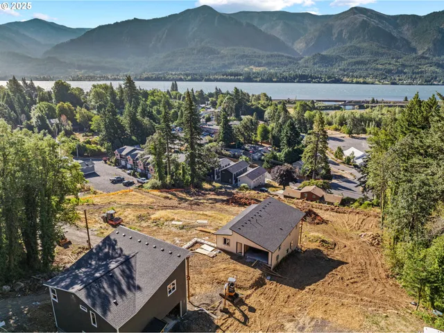 $675,000 | 79 Northwest Lasher Street, Stevenson, WA 98648