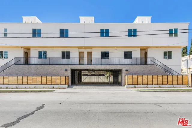 $4,495 | 11241 Morrison Street, Unit 6, North Hollywood, CA 91601