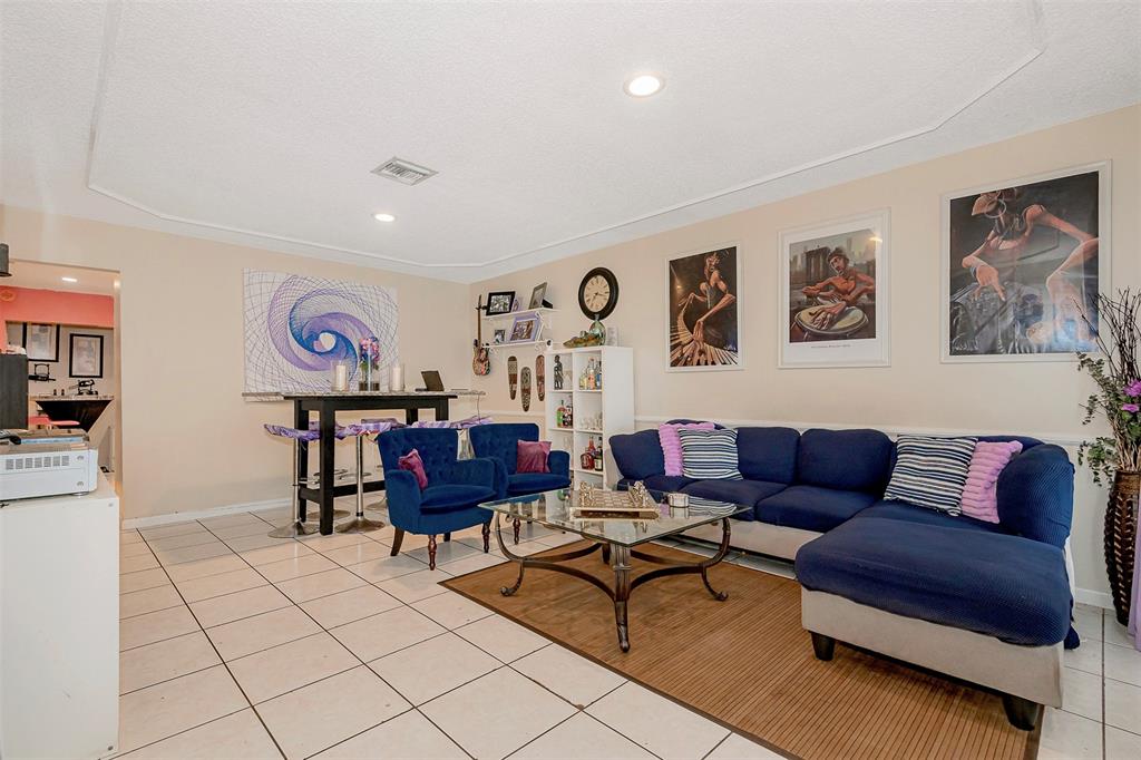 3660 Northwest 80th Avenue Coral Springs, FL 33065 - Photo 13 of 37