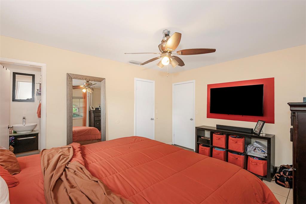 3660 Northwest 80th Avenue Coral Springs, FL 33065 - Photo 20 of 37