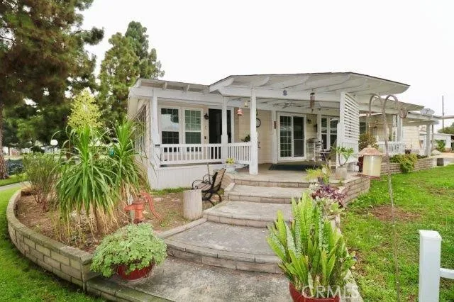 $280,000 | 14036 Lake View Drive, Unit 143, La Mirada, CA 90638