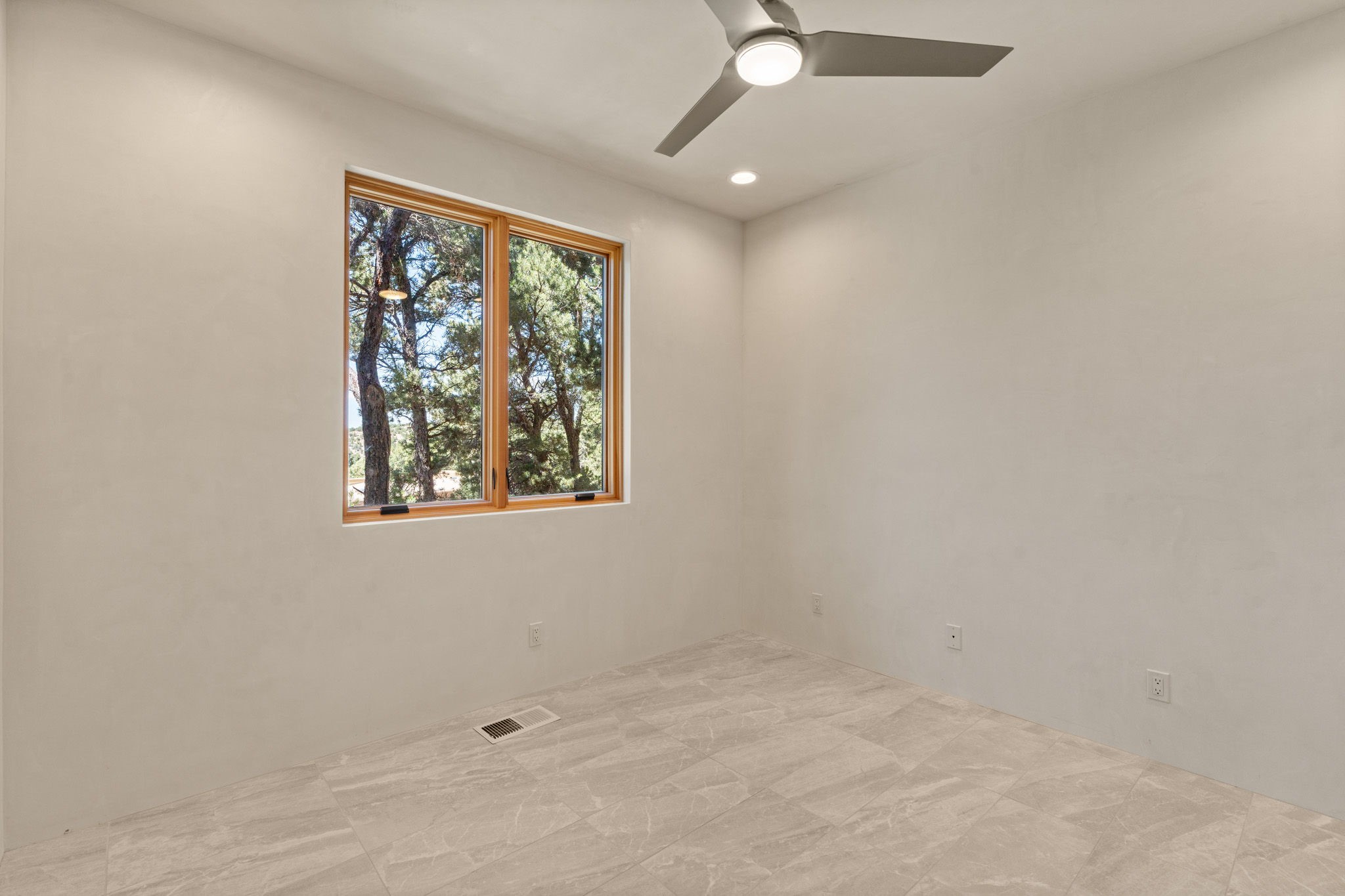 1411 Tesuque Creek Road Santa Fe, NM 87501 - Photo 29 of 45 Bedroom 3