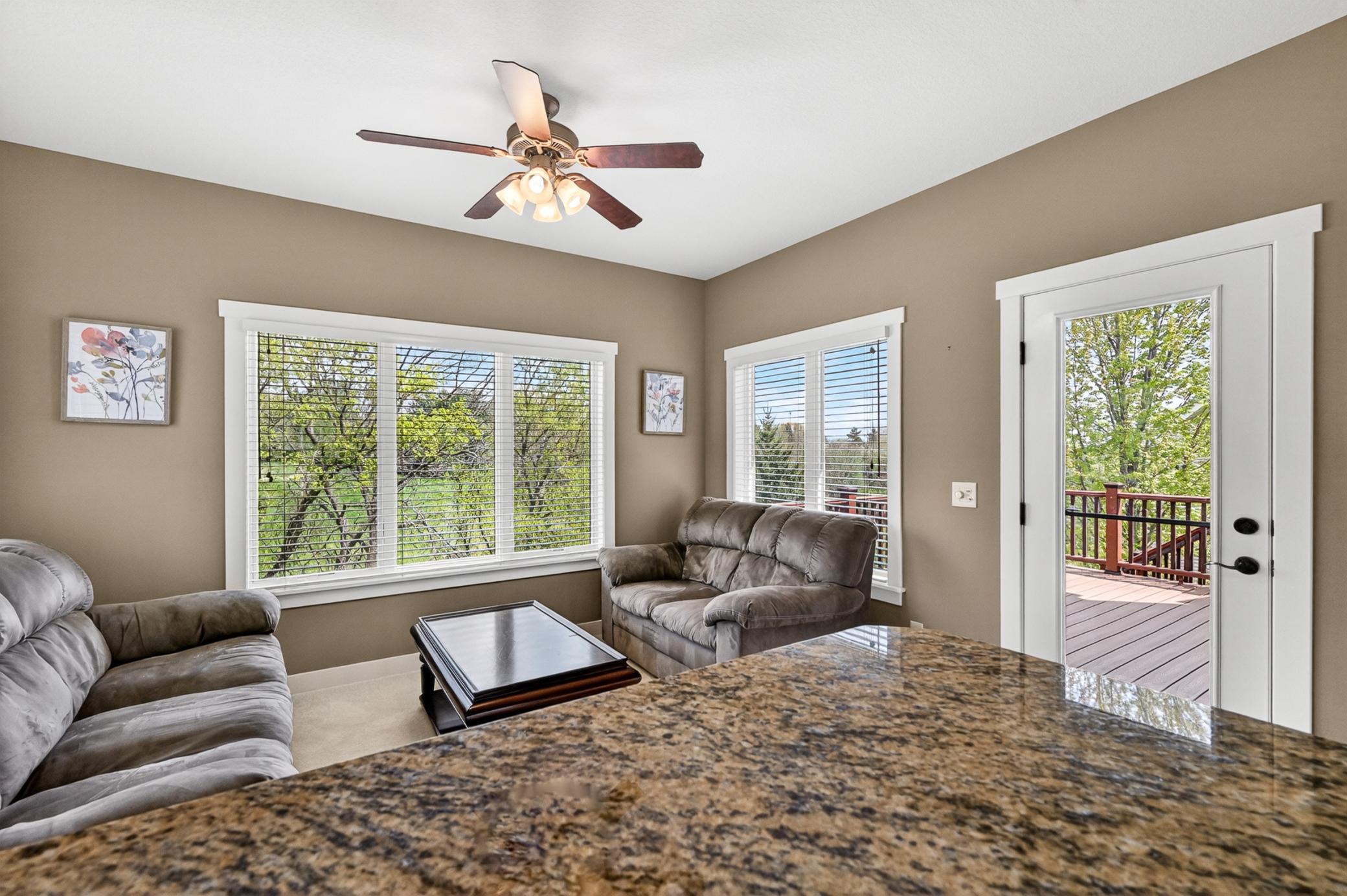2074 Shannon Oaks Boulevard Northeast Rochester, MN 55906 - Photo 13 of 46