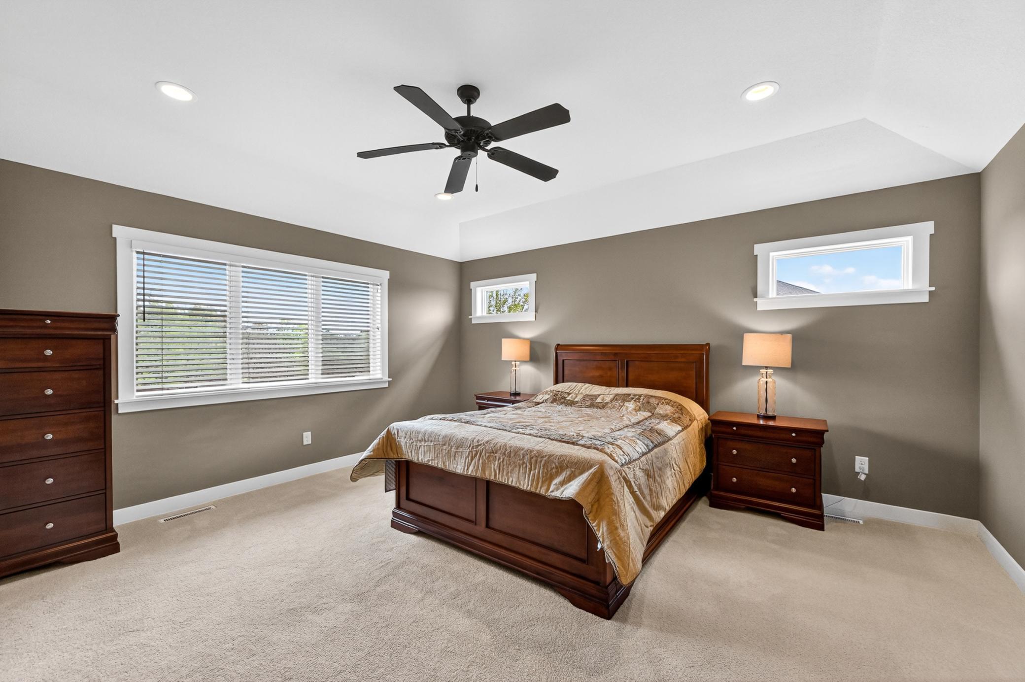 2074 Shannon Oaks Boulevard Northeast Rochester, MN 55906 - Photo 18 of 46
