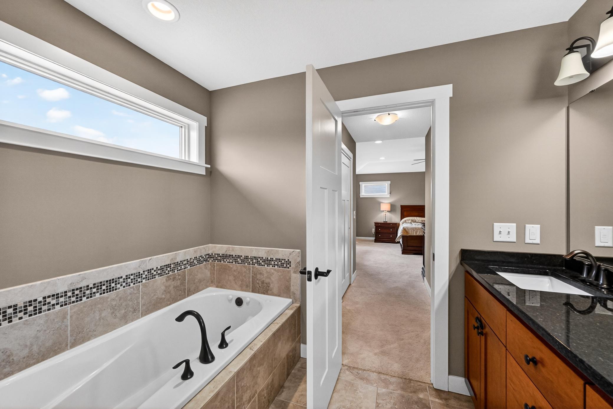2074 Shannon Oaks Boulevard Northeast Rochester, MN 55906 - Photo 22 of 46