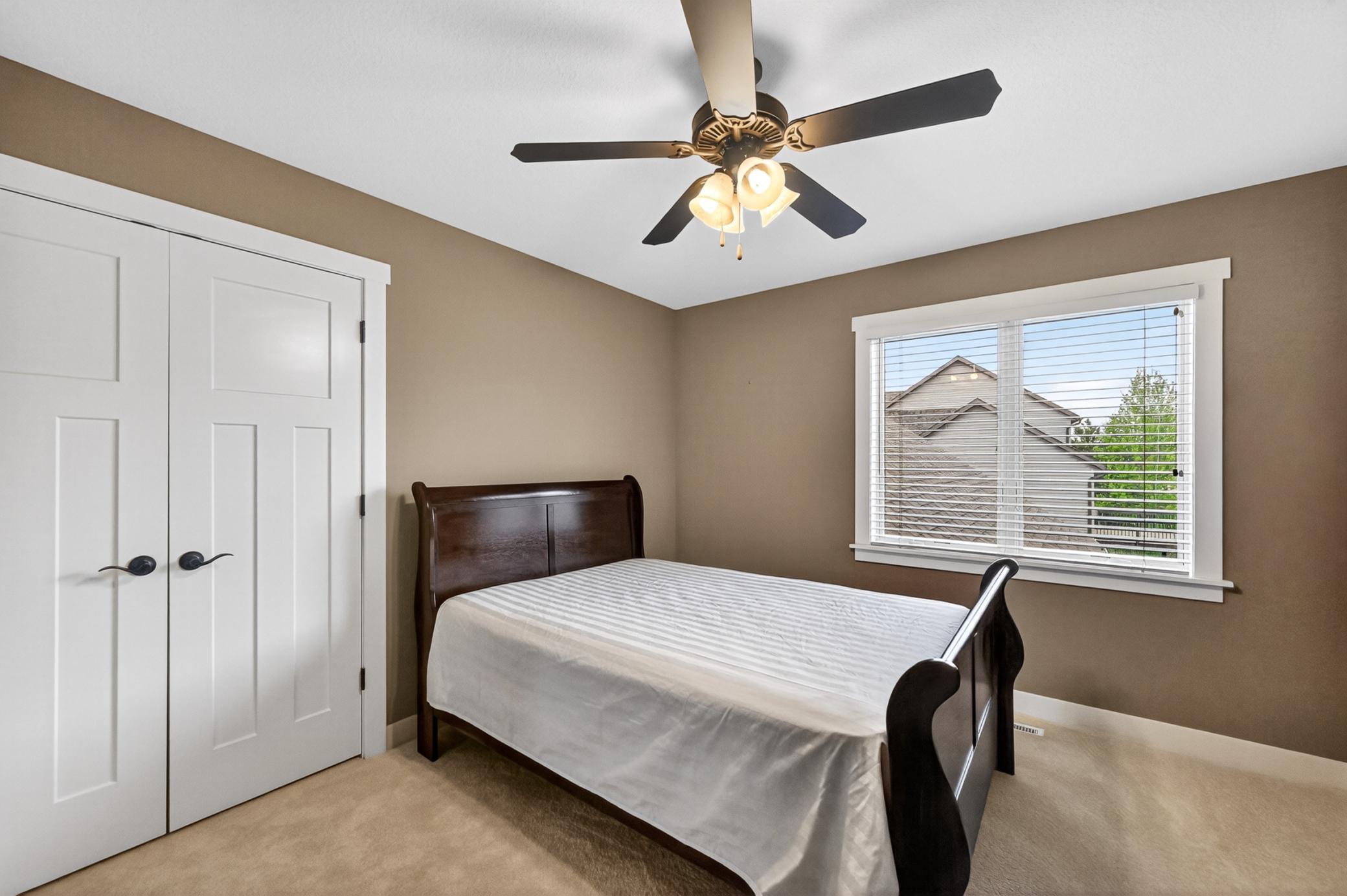 2074 Shannon Oaks Boulevard Northeast Rochester, MN 55906 - Photo 25 of 46