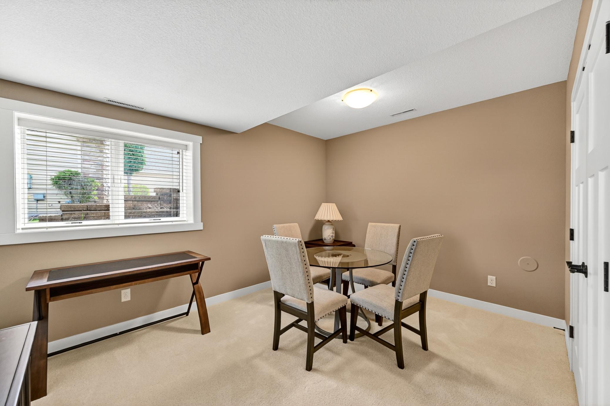 2074 Shannon Oaks Boulevard Northeast Rochester, MN 55906 - Photo 33 of 46