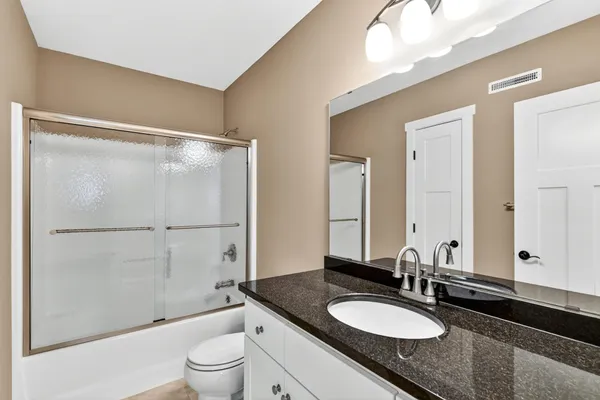 $889,900 | 2074 Shannon Oaks Boulevard Northeast, Rochester, MN 55906