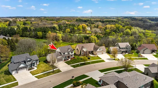 $889,900 | 2074 Shannon Oaks Boulevard Northeast, Rochester, MN 55906