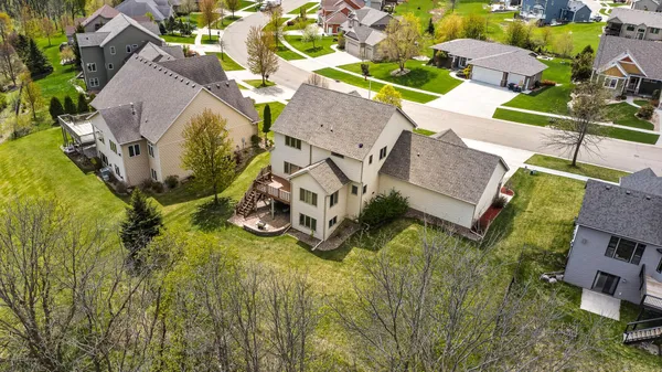 $889,900 | 2074 Shannon Oaks Boulevard Northeast, Rochester, MN 55906