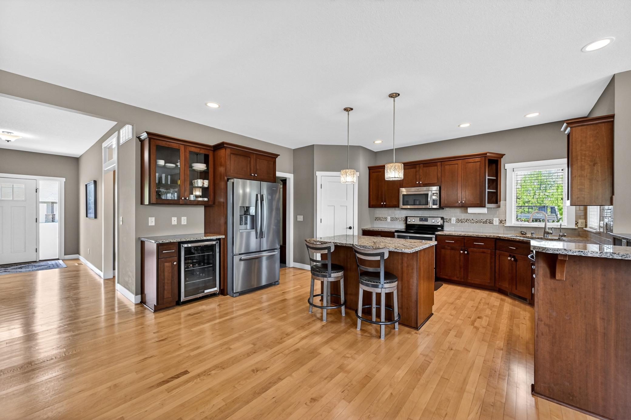 2074 Shannon Oaks Boulevard Northeast Rochester, MN 55906 - Photo 10 of 46