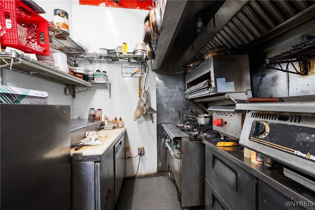 245 Allen Street Buffalo, NY 14201 - Photo 21 of 38