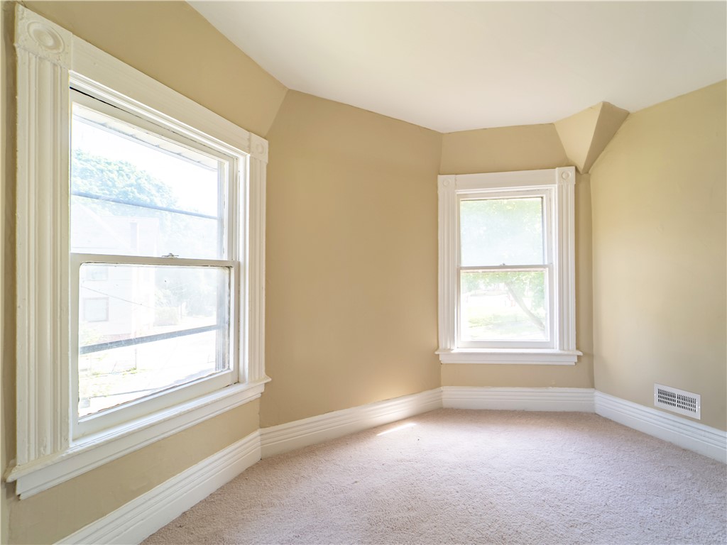 17 Peck Street Rochester, NY 14609 - Photo 20 of 30 Gallery Image 20