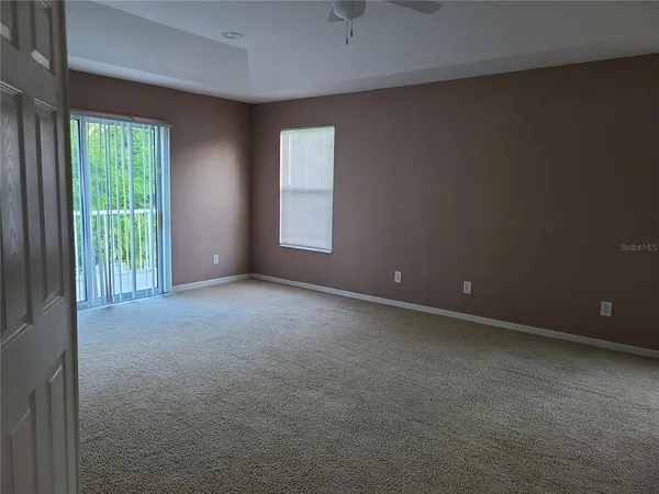 $3,200 | 6122 39th Court East, Bradenton, FL 34203