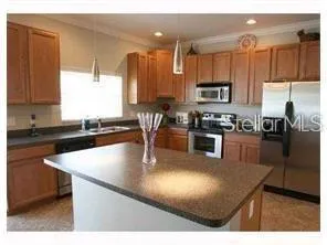 $3,200 | 6122 39th Court East, Bradenton, FL 34203