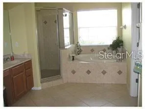 $3,200 | 6122 39th Court East, Bradenton, FL 34203