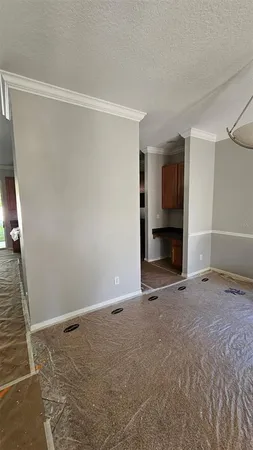 $3,200 | 6122 39th Court East, Bradenton, FL 34203