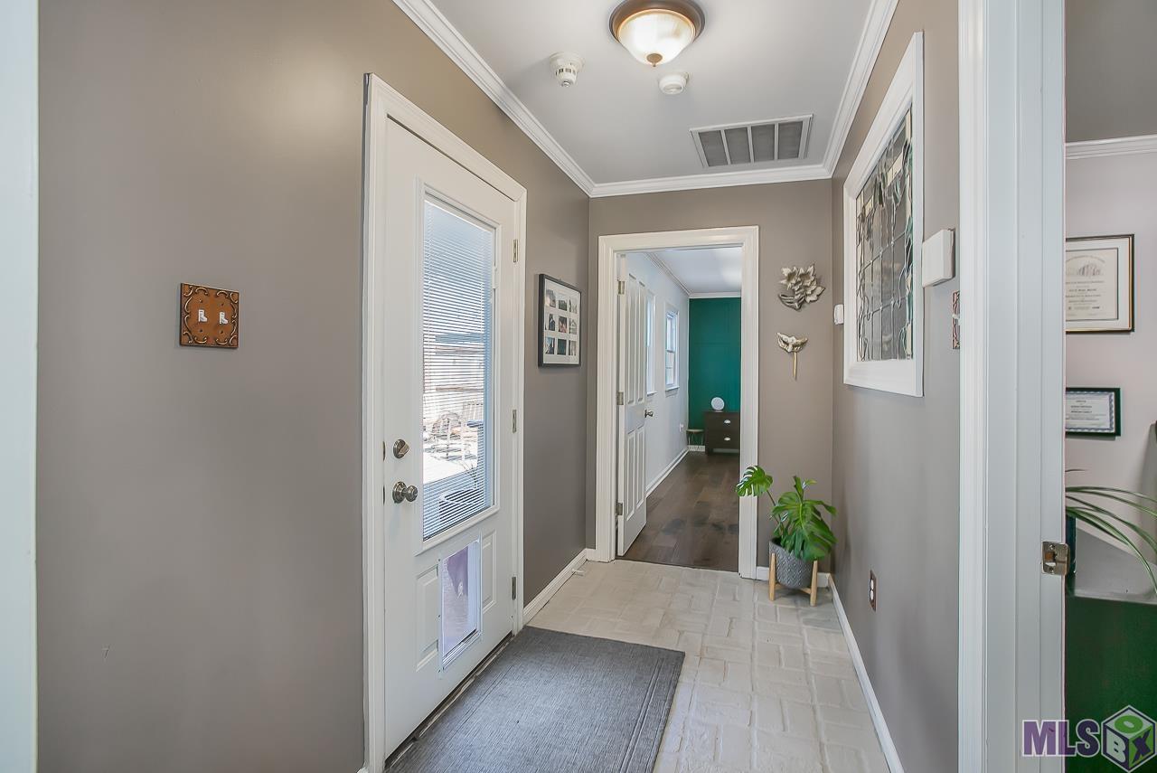 4221 Tupello Street Baton Rouge, LA 70808 - Photo 9 of 38