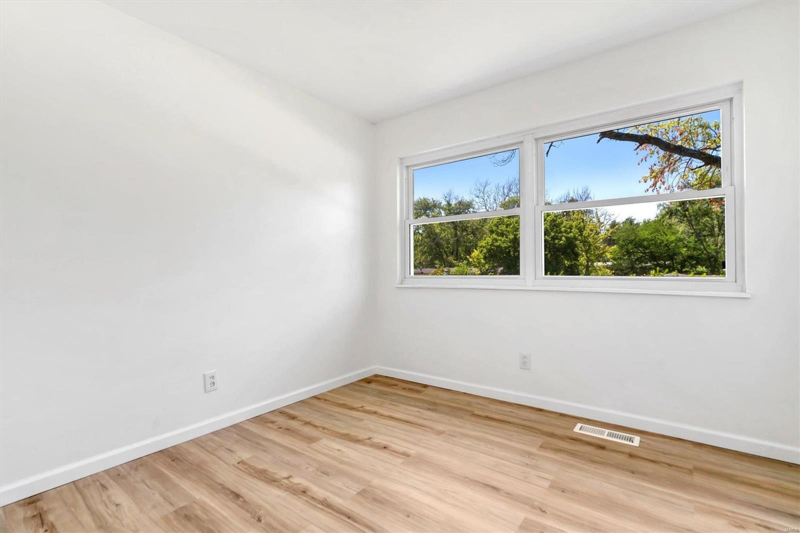 37 Riviera Court St. Louis, MO 63146 - Photo 14 of 23 Gallery Image 14