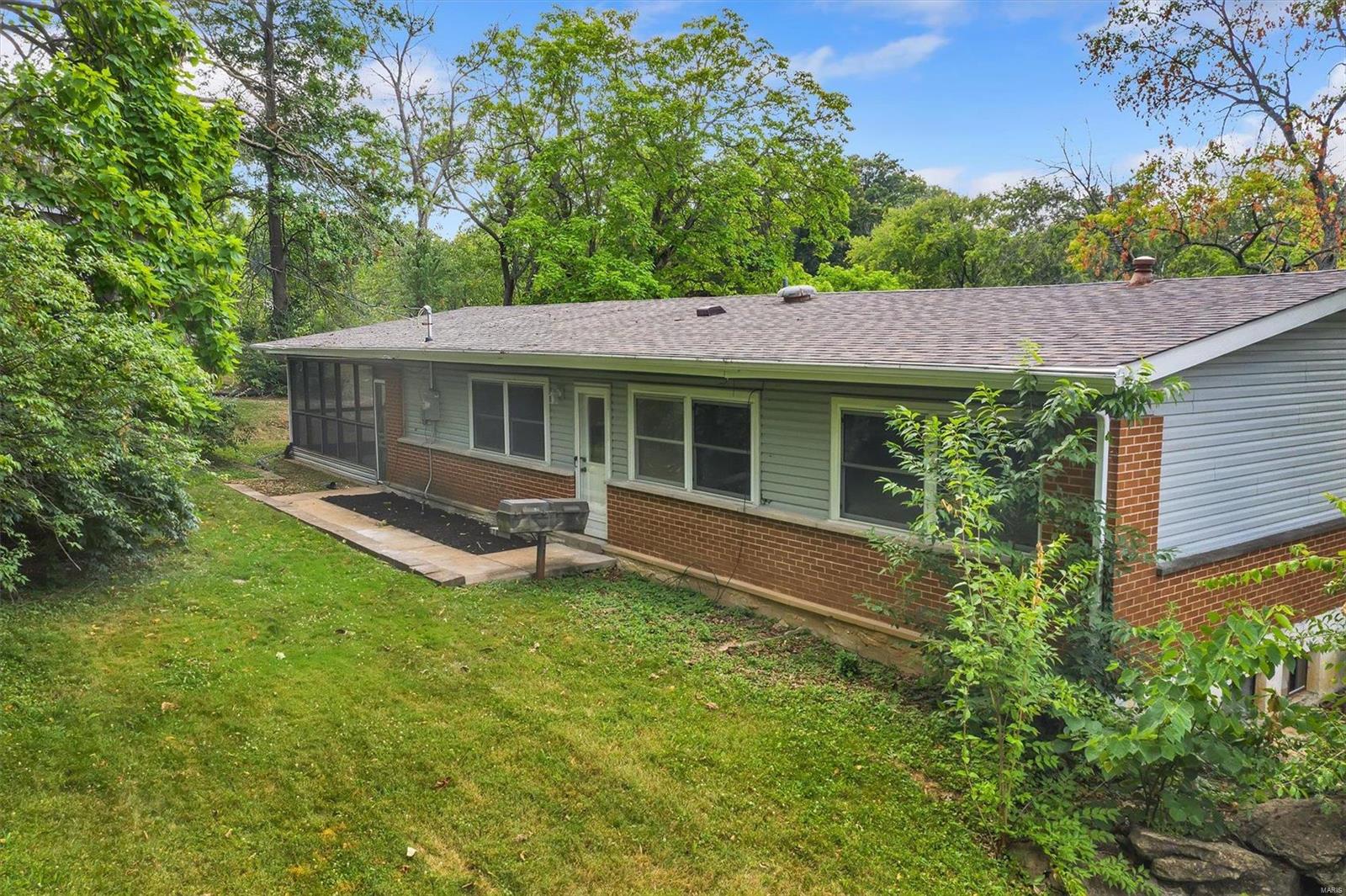 37 Riviera Court St. Louis, MO 63146 - Photo 22 of 23 Gallery Image 22