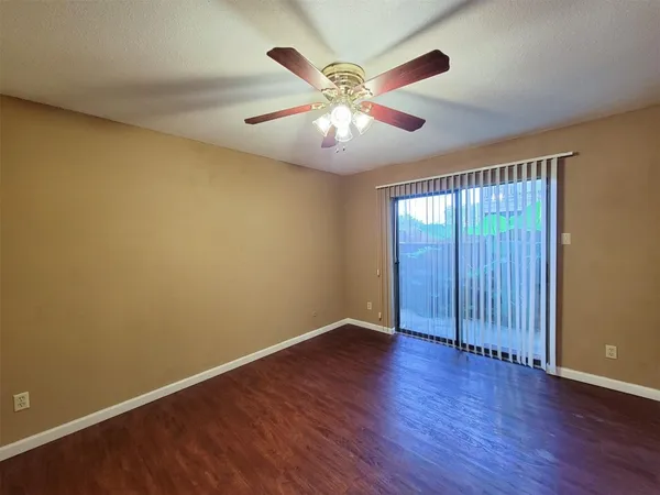 $1,380 | 2601 South Braeswood Boulevard, Unit 1305, Houston, TX 77025