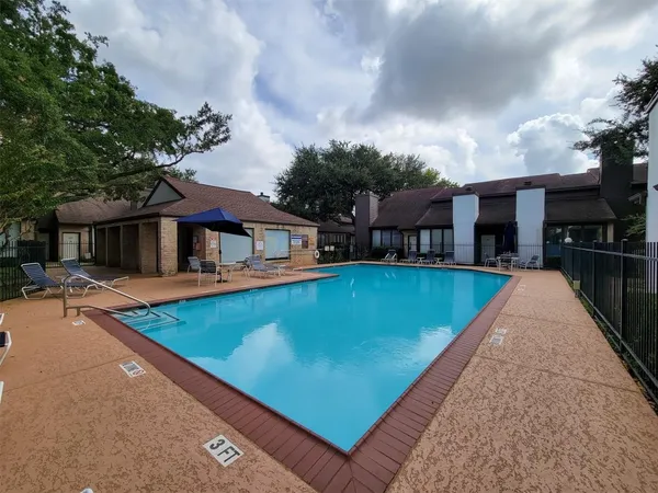 $1,380 | 2601 South Braeswood Boulevard, Unit 1305, Houston, TX 77025