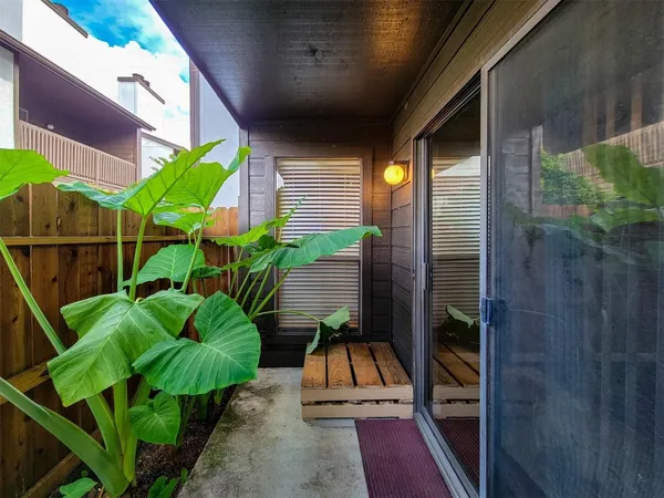 $1,380 | 2601 South Braeswood Boulevard, Unit 1305, Houston, TX 77025