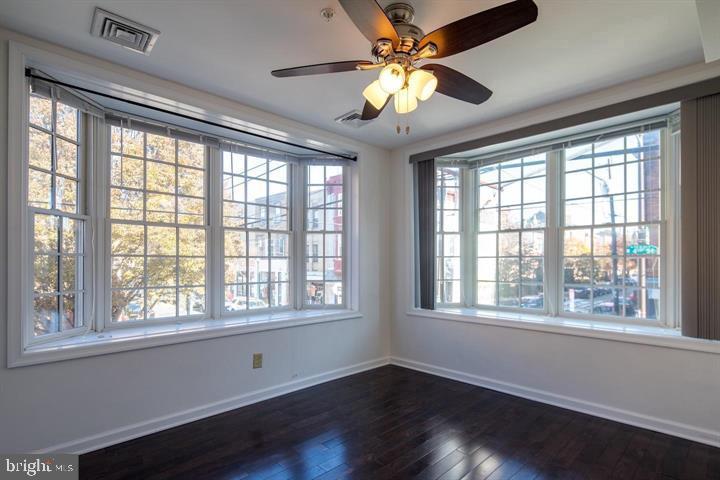 748 South 4th Street, Unit 2 Philadelphia, PA 19147 - Photo 3 of 9