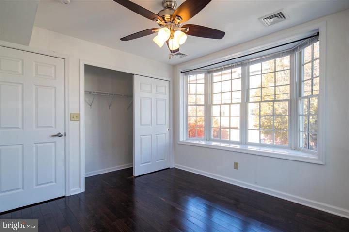 748 South 4th Street, Unit 2 Philadelphia, PA 19147 - Photo 4 of 9