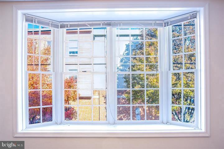 748 South 4th Street, Unit 2 Philadelphia, PA 19147 - Photo 6 of 9