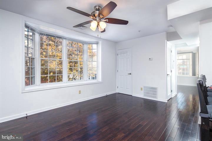 748 South 4th Street, Unit 2 Philadelphia, PA 19147 - Photo 7 of 9