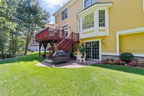 $1,399,900 | 75 Thistle Road, North Andover, MA 01845