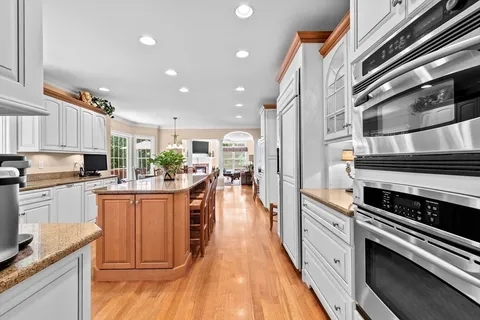 $1,399,900 | 75 Thistle Road, North Andover, MA 01845