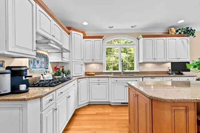 $1,399,900 | 75 Thistle Road, North Andover, MA 01845
