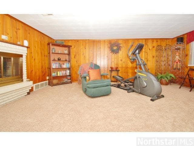 707 South Drillane Road Hopkins, MN 55305 - Photo 16 of 18