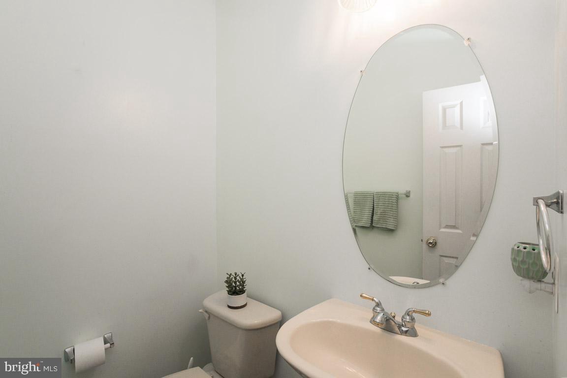 9725 Luguna Road Baltimore, MD 21220 - Photo 8 of 33 Main floor powder room