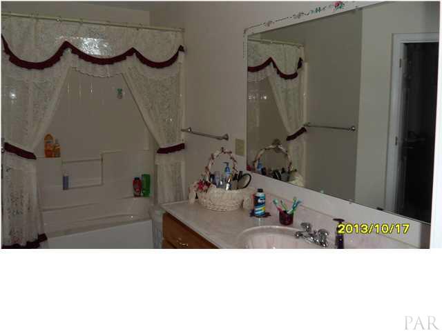 31773 Narrow Road Seminole, AL 36574 - Photo 11 of 25 MASTER BATHROOM