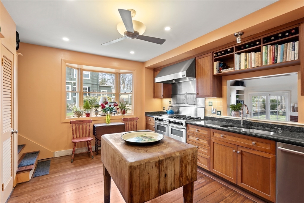 52 Bellevue Road Swampscott, MA 01907 - Photo 11 of 40 Gallery Image 11
